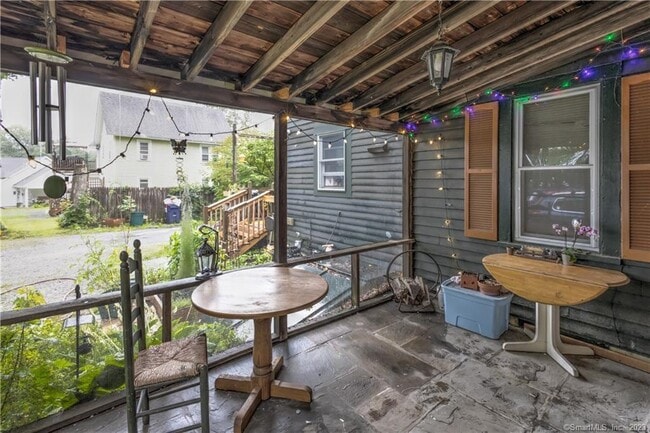 Building Photo - 38 Hawleyville Rd