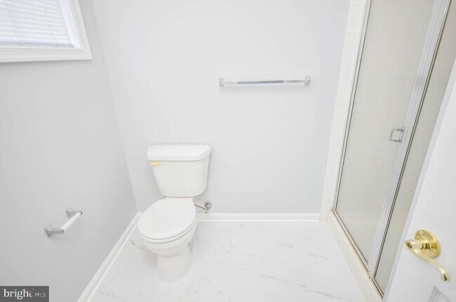 Building Photo - 116 Moore Dr