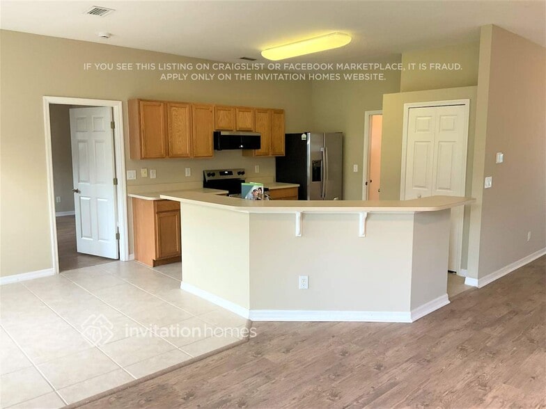 Building Photo - 1440 Kaslo Cir NW