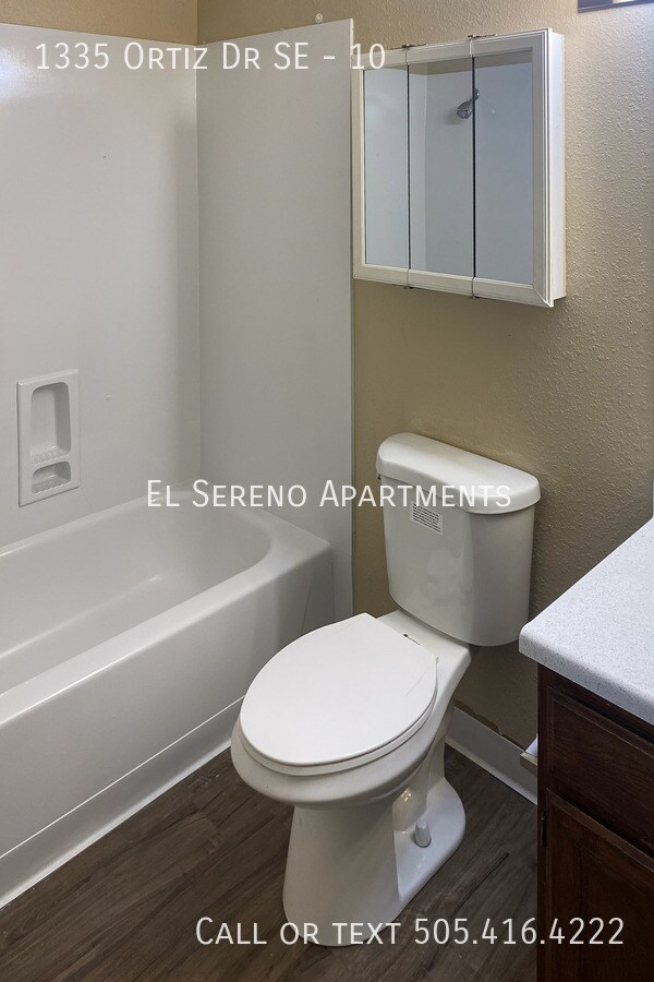 Building Photo - 1335 Ortiz Dr SE