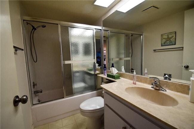 Building Photo - 1601 Bayhouse Point Dr