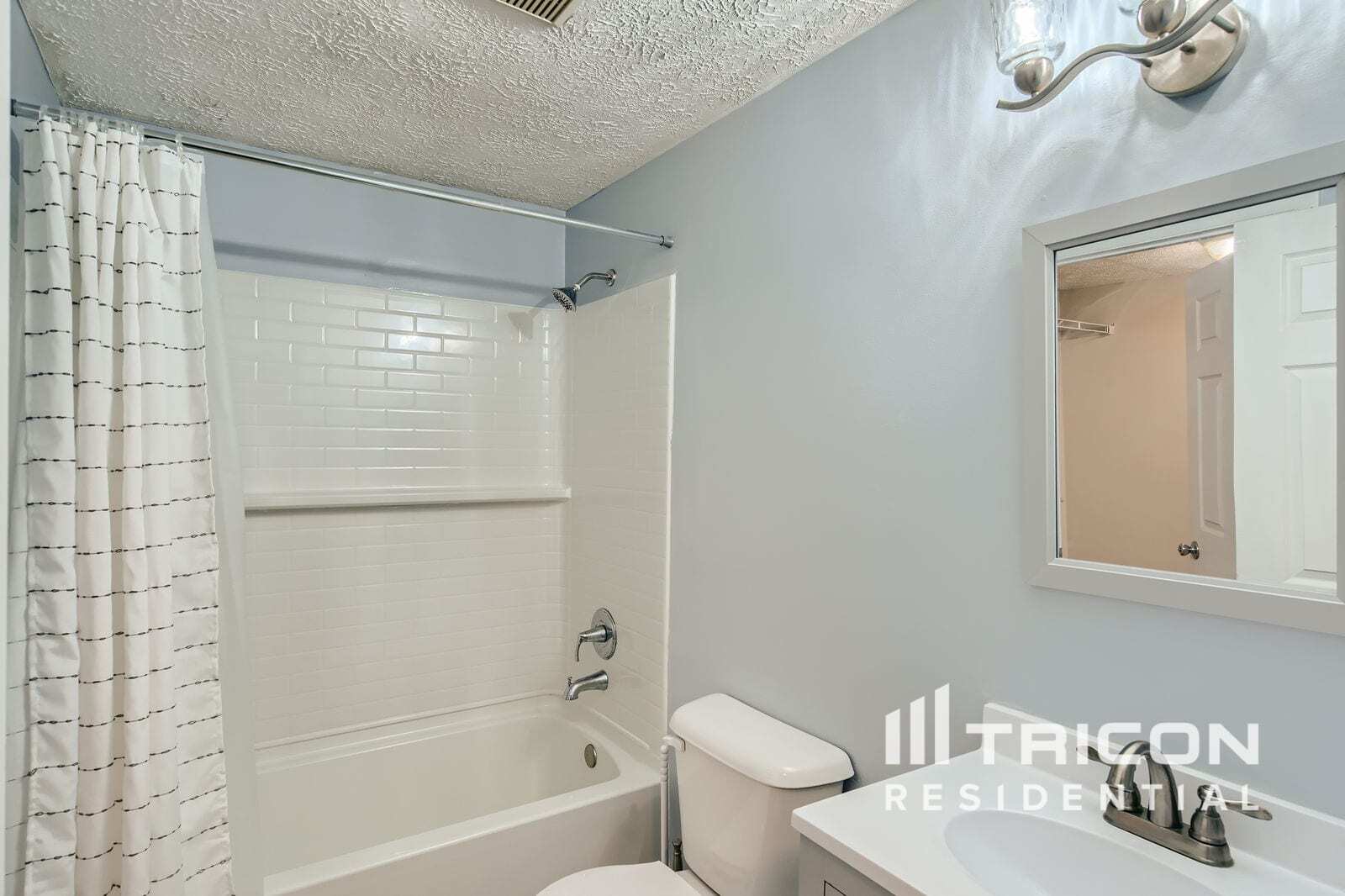 Building Photo - 7610 Fairbanks Ct