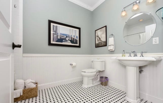 Building Photo - 17 Chapel St