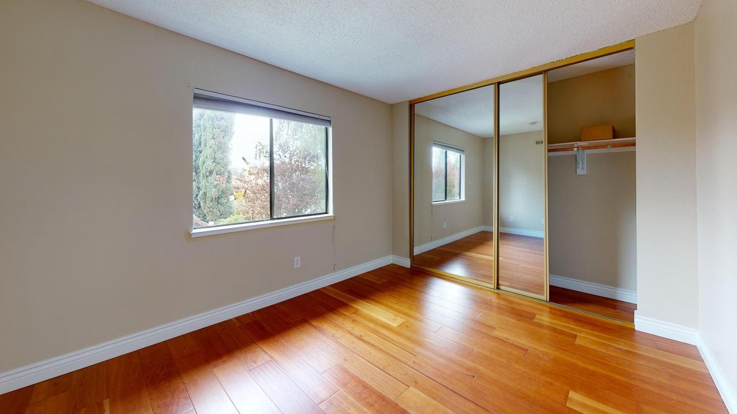 Building Photo - 583 Seahorse Ln