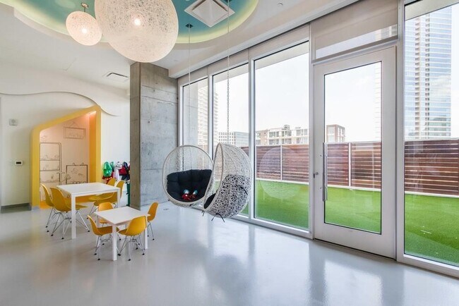 Building Photo - 301 West Ave