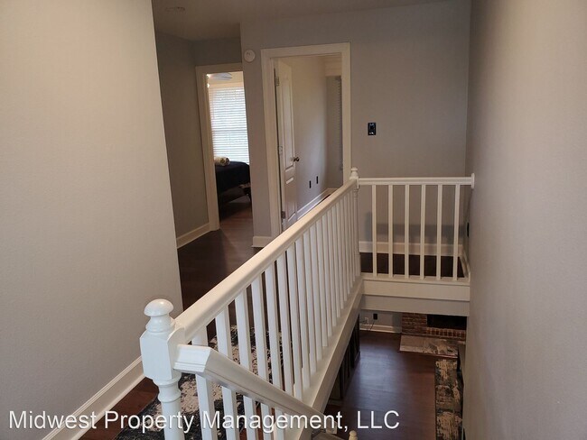 Building Photo - 3 br, 2.5 bath House - E 100-11 Green Mead...
