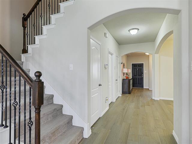 Building Photo - 2613 Sunstar Dr