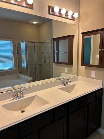 Building Photo - 3332 Canyon Lake Dr