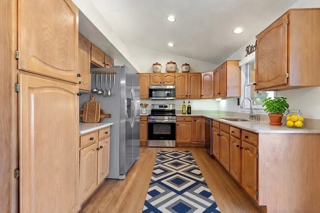 Building Photo - 2567 E 124th Pl