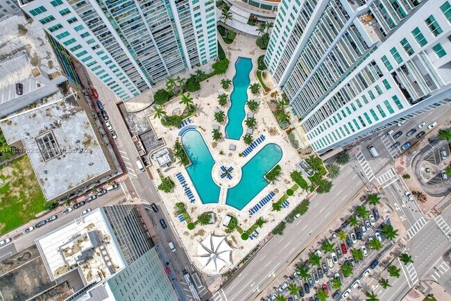 Building Photo - 244 Biscayne Blvd