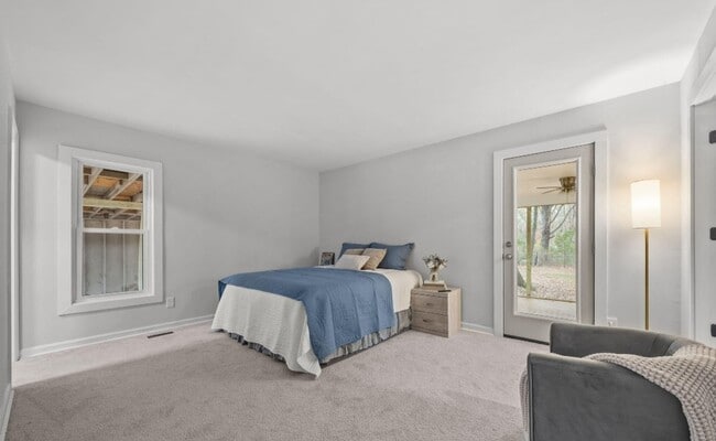 Building Photo - 309 Cody St