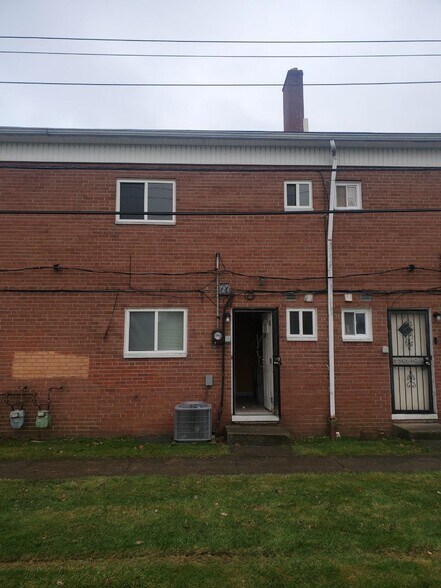 Building Photo - 23755 Banbury Cir