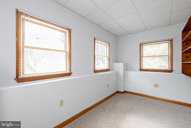 Building Photo - 1236 Old Black Horse Pike