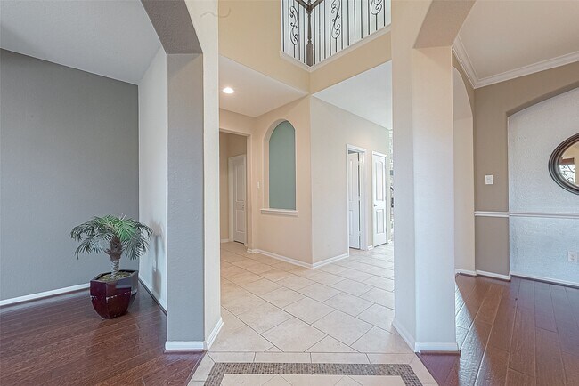 Building Photo - 7530 Newbury Trail