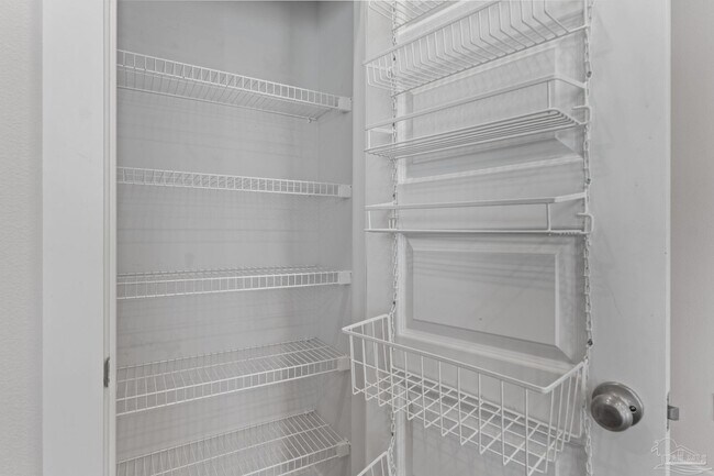 Building Photo - 9483 Nature Crk Cir