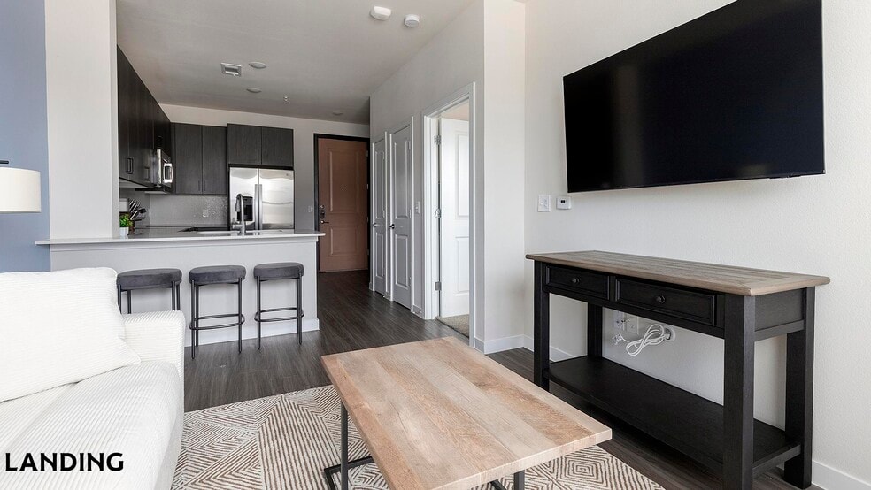 Building Photo - 14015 Univ Pass