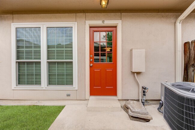 Building Photo - 6406 Ferris Dr