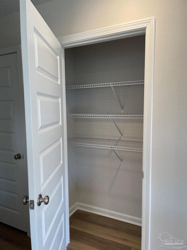 Building Photo - 10942 Blacktail Loop