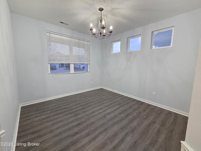 Building Photo - 272 St Regis Dr