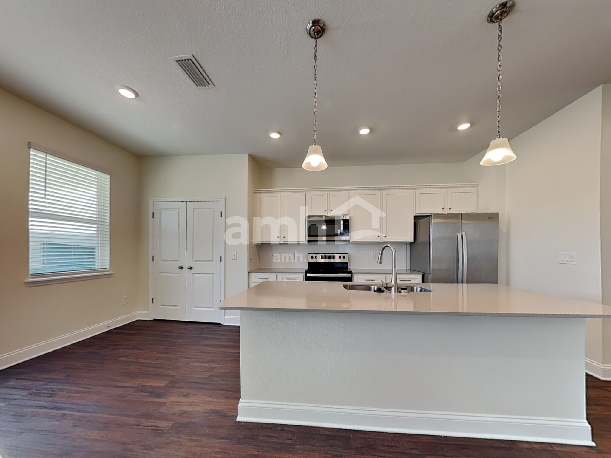 Building Photo - 2506 Sunrise Ct