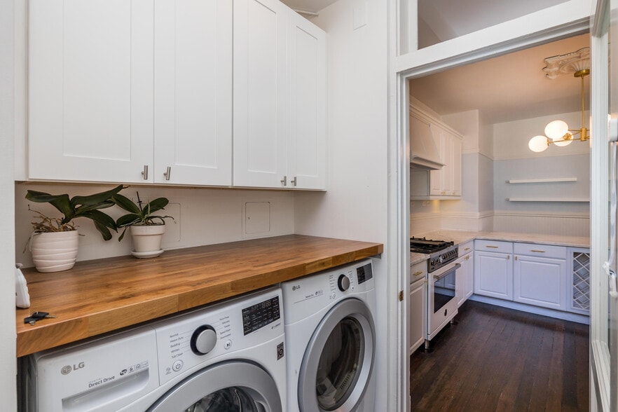 Building Photo - 1392 McAllister St