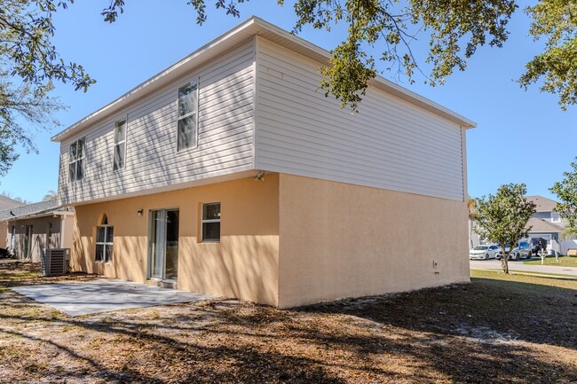 Building Photo - 274 Curtis Ave