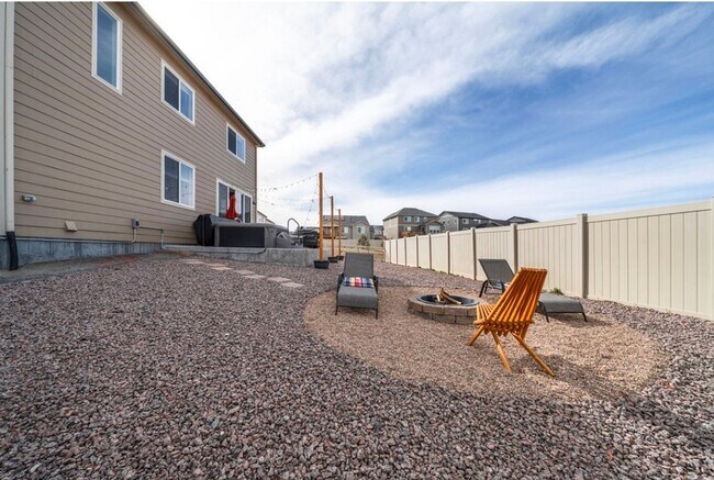 Building Photo - 8262 Buffalo Horn Dr