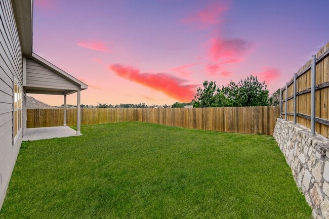 Building Photo - 679 Red Elm Ln