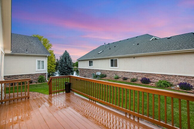 Building Photo - Stunning Updated Patio Home in Highland Me...