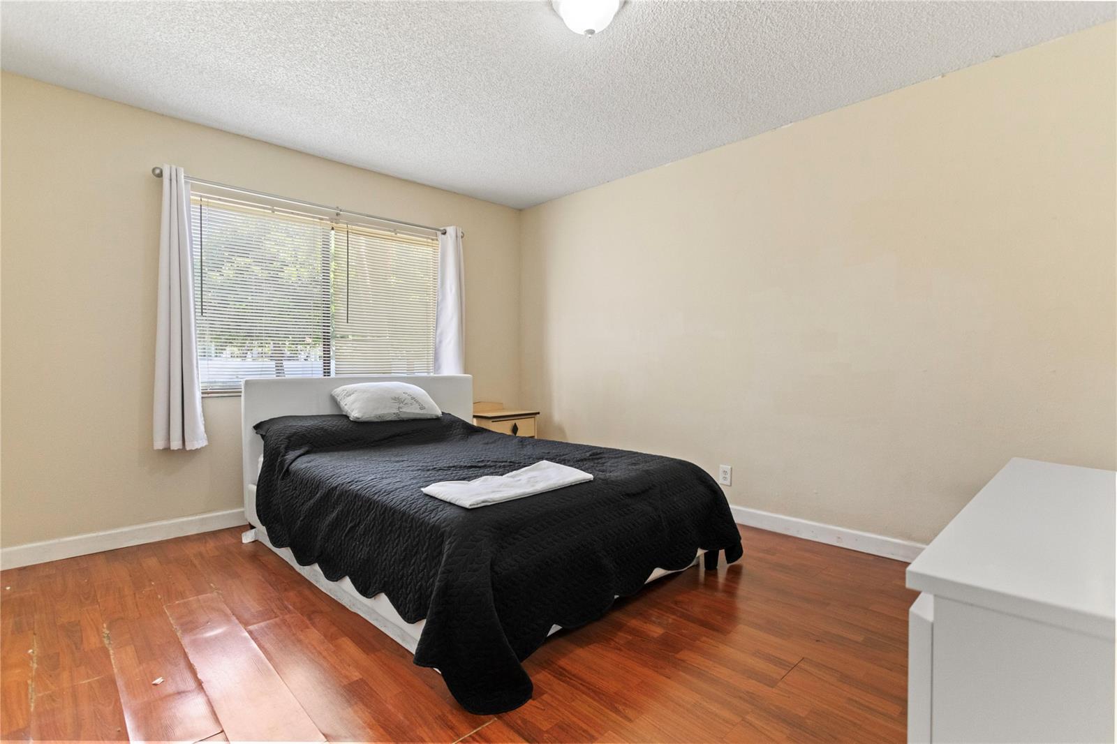 Building Photo - 16211 Saddle Club Rd