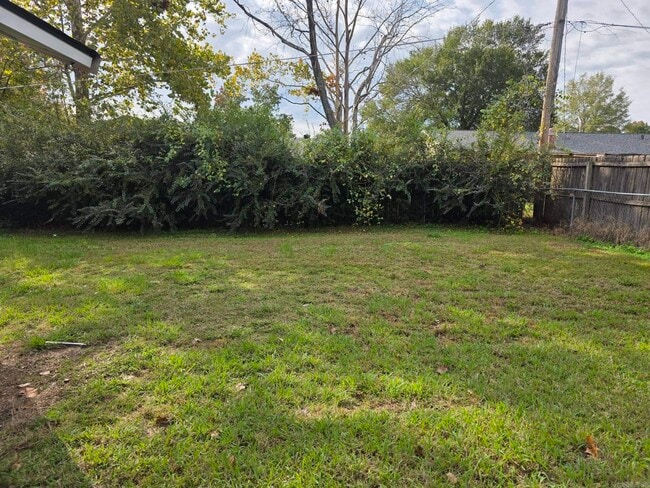 Building Photo - 8 Willowridge Cove