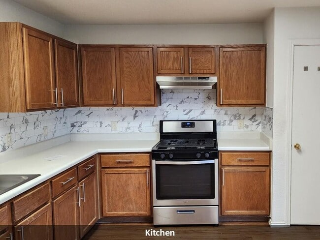 Building Photo - 17204 Ardisia Dr