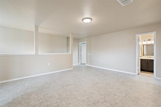Building Photo - 1617 Anise Dr