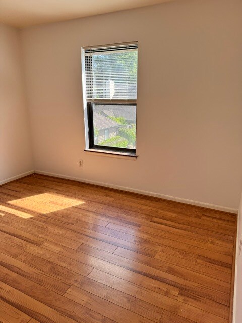 Building Photo - 765 Exton Ct