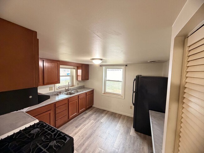 Building Photo - 4955 Bull Creek Rd