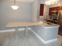 Building Photo - 2851 N Oakland Forest Dr