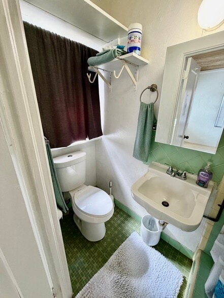 Building Photo - 1101 N Federal Hwy