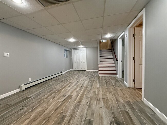 Building Photo - 3 Alaska Ave