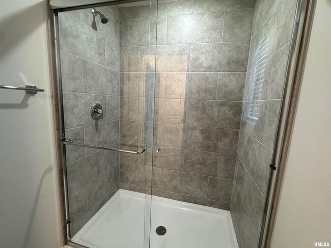 Building Photo - 5888 Butterfield Ct