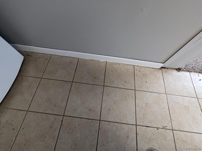 Building Photo - 965 Walton - Studio