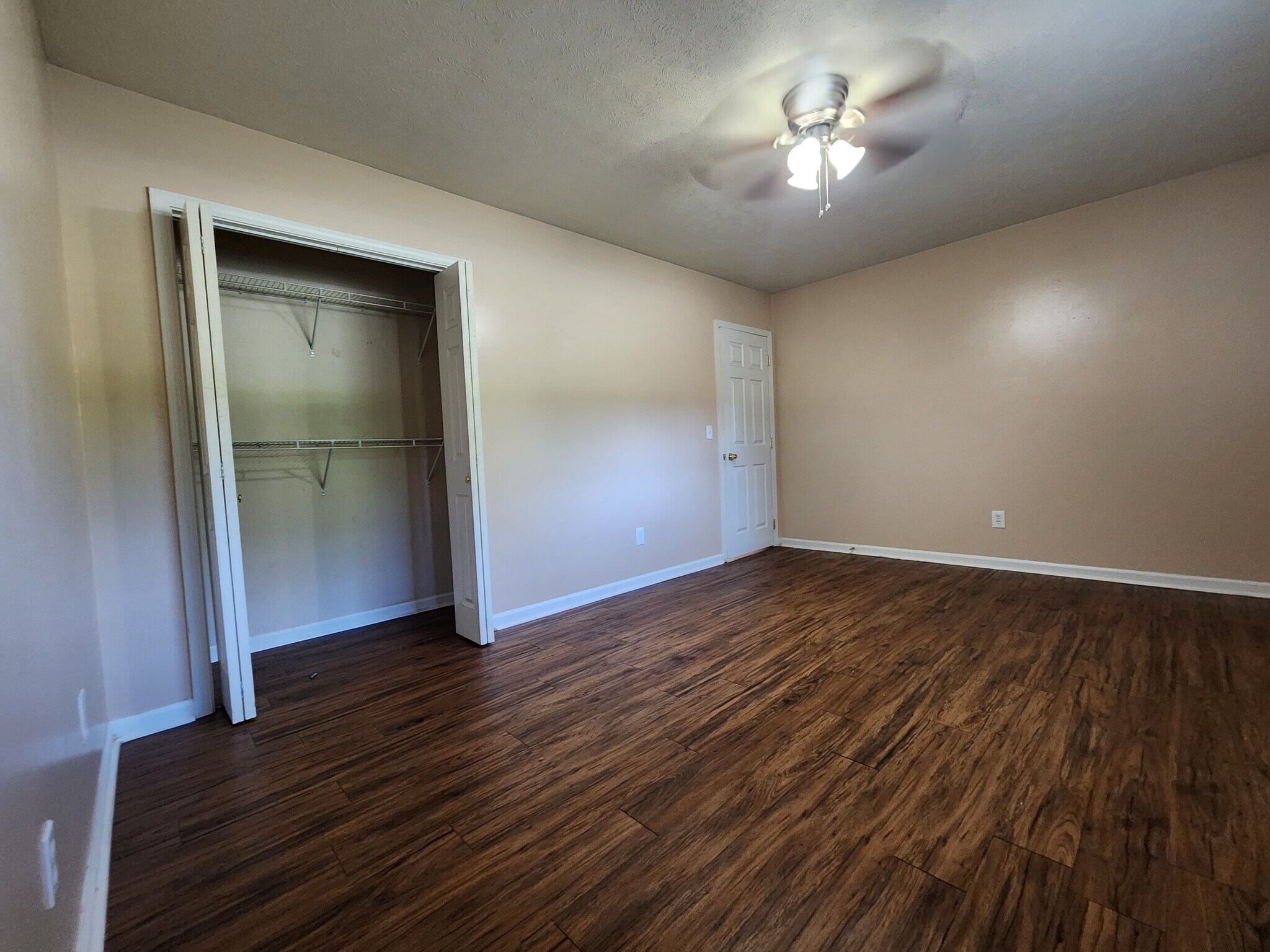 Building Photo - 6515 Forrest Rd