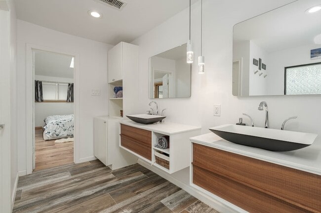 Building Photo - 6518 Kury Ln