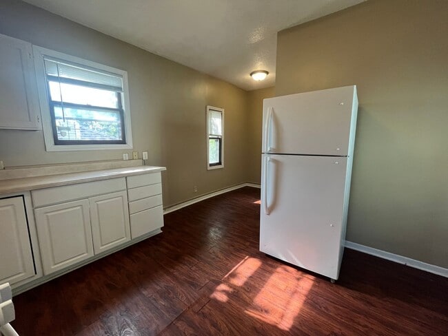 Building Photo - St. Paul home in Great Dayton's Bluff area