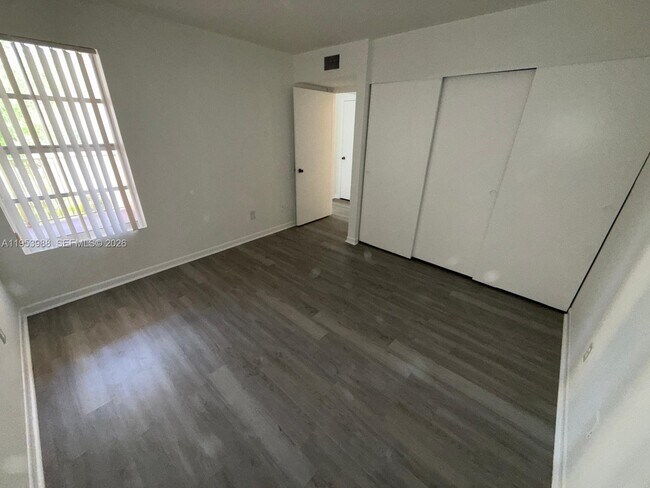 Building Photo - 15285 SW 107th Ln