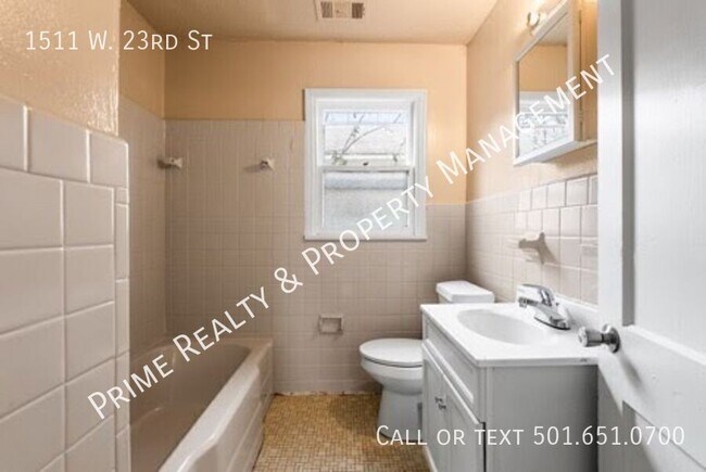 Building Photo - 1511 W 23rd St