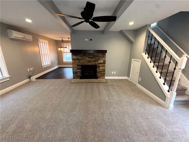 Building Photo - 5853 Melody Ln