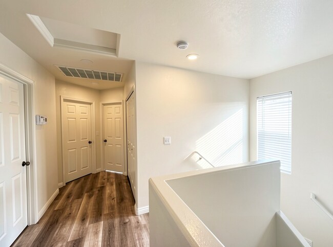 Building Photo - 261 Dizzy Petunia Ct