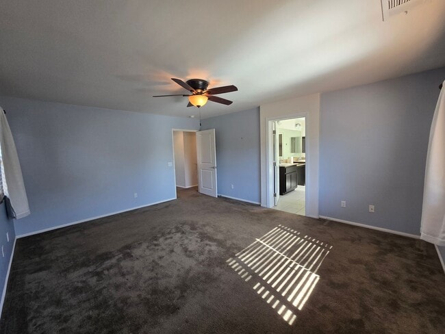 Building Photo - Spacious Home in Amenity-Rich Community