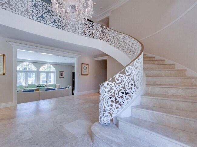 Building Photo - 615 Coral Way