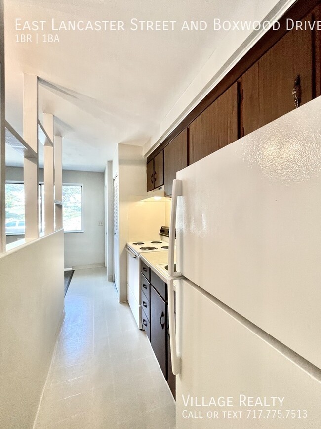 Building Photo - Budget-friendly 1-Bed w/ On-Site Laundry &...